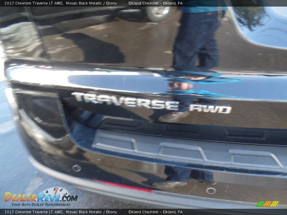 2017 Chevrolet Traverse LT AWD Mosaic Black Metallic / Ebony Photo #10