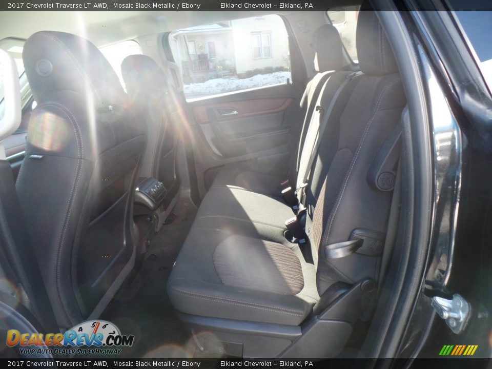 2017 Chevrolet Traverse LT AWD Mosaic Black Metallic / Ebony Photo #31