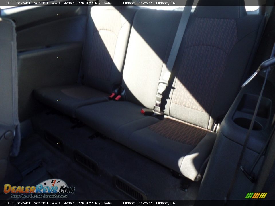 2017 Chevrolet Traverse LT AWD Mosaic Black Metallic / Ebony Photo #33