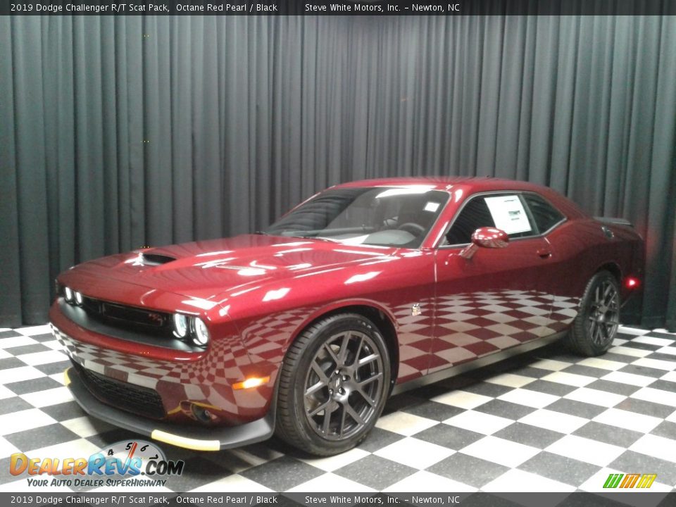 2019 Dodge Challenger R/T Scat Pack Octane Red Pearl / Black Photo #2