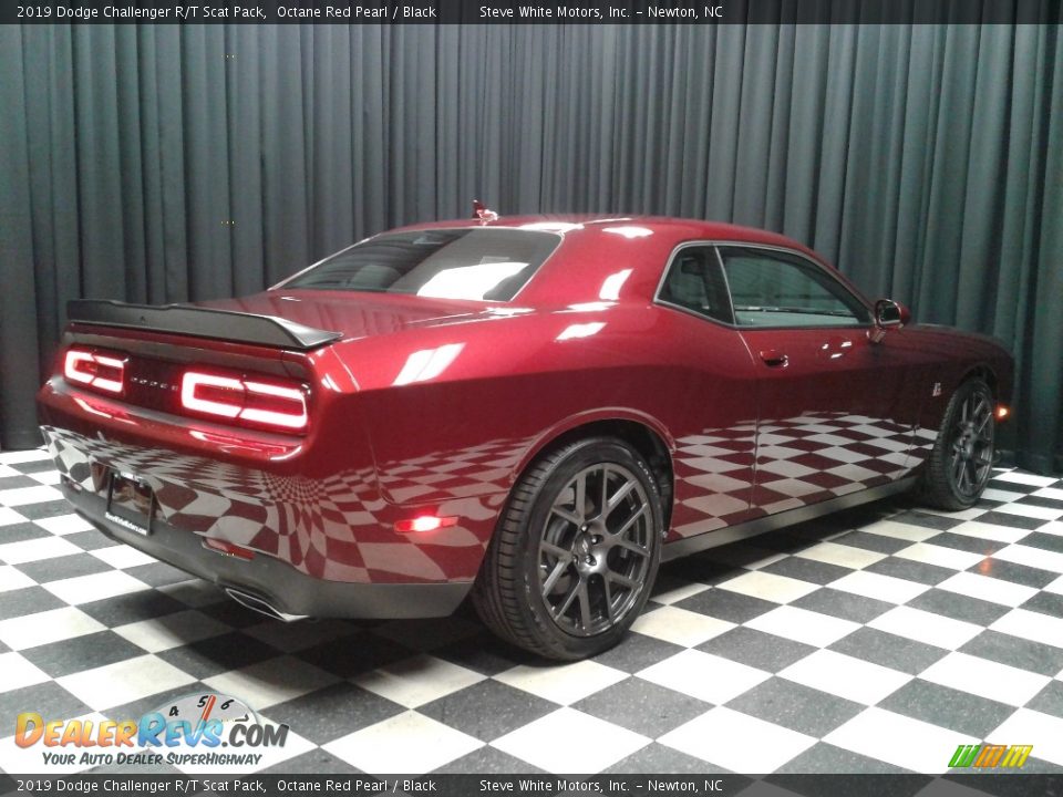 2019 Dodge Challenger R/T Scat Pack Octane Red Pearl / Black Photo #6