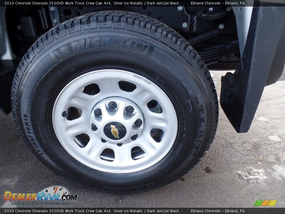 2019 Chevrolet Silverado 3500HD Work Truck Crew Cab 4x4 Silver Ice Metallic / Dark Ash/Jet Black Photo #9
