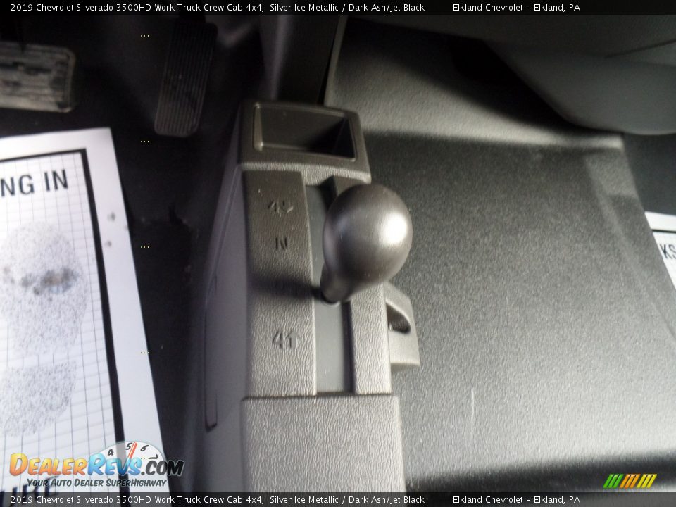 2019 Chevrolet Silverado 3500HD Work Truck Crew Cab 4x4 Silver Ice Metallic / Dark Ash/Jet Black Photo #24