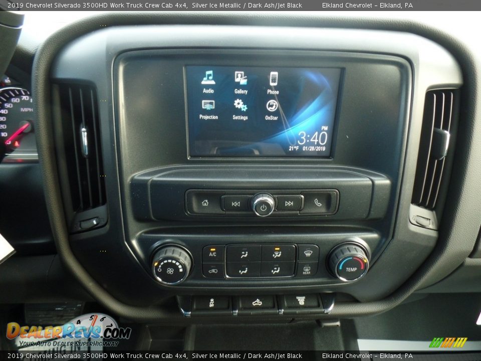 2019 Chevrolet Silverado 3500HD Work Truck Crew Cab 4x4 Silver Ice Metallic / Dark Ash/Jet Black Photo #25