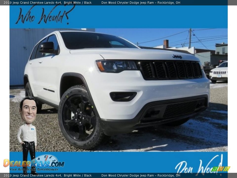 2019 Jeep Grand Cherokee Laredo 4x4 Bright White / Black Photo #1