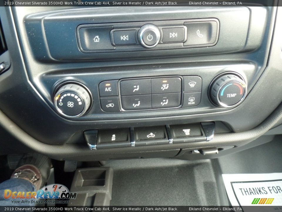 2019 Chevrolet Silverado 3500HD Work Truck Crew Cab 4x4 Silver Ice Metallic / Dark Ash/Jet Black Photo #30