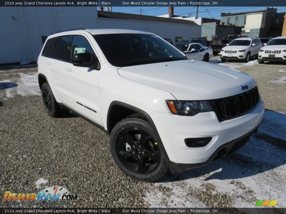 2019 Jeep Grand Cherokee Laredo 4x4 Bright White / Black Photo #4