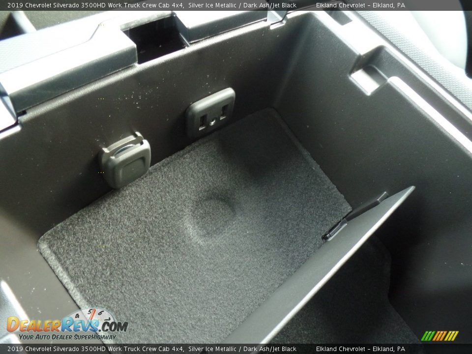 2019 Chevrolet Silverado 3500HD Work Truck Crew Cab 4x4 Silver Ice Metallic / Dark Ash/Jet Black Photo #33