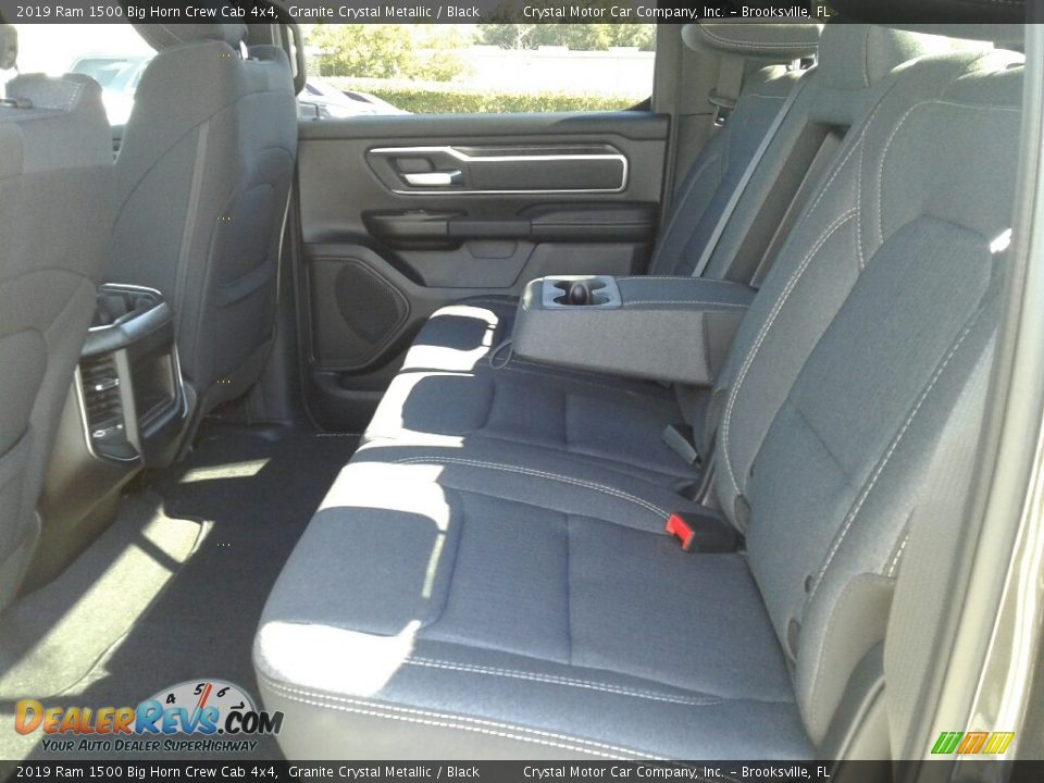 2019 Ram 1500 Big Horn Crew Cab 4x4 Granite Crystal Metallic / Black Photo #10