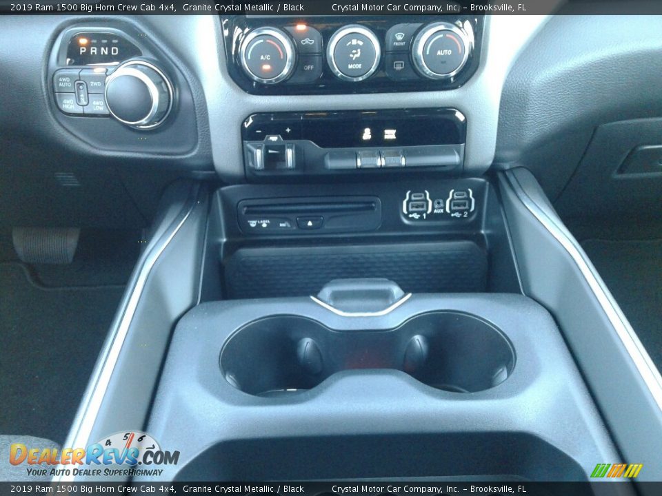 2019 Ram 1500 Big Horn Crew Cab 4x4 Granite Crystal Metallic / Black Photo #16