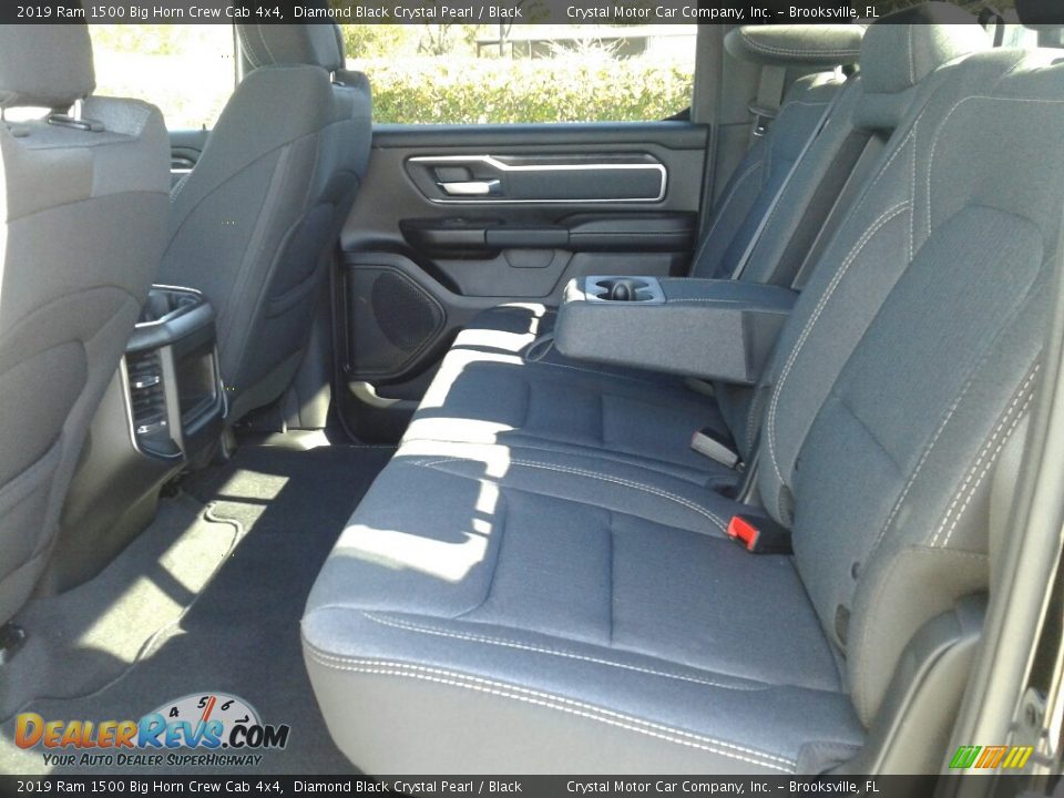 2019 Ram 1500 Big Horn Crew Cab 4x4 Diamond Black Crystal Pearl / Black Photo #10