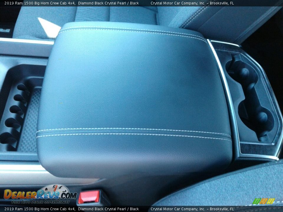 2019 Ram 1500 Big Horn Crew Cab 4x4 Diamond Black Crystal Pearl / Black Photo #18