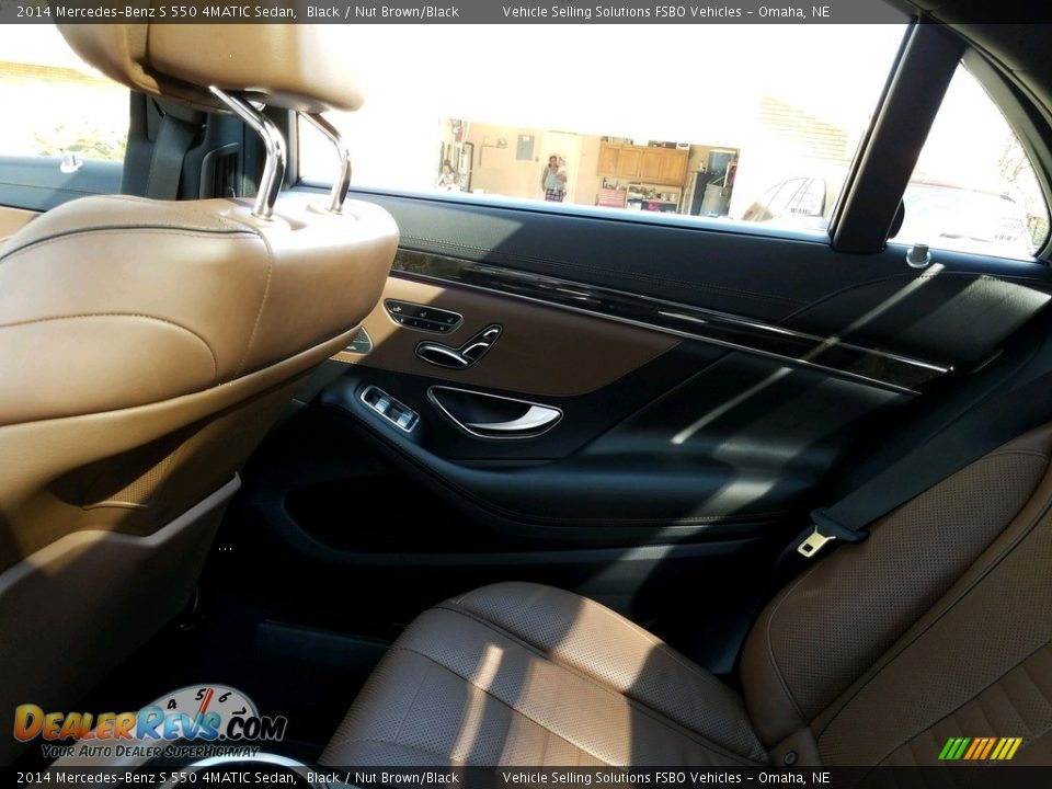 2014 Mercedes-Benz S 550 4MATIC Sedan Black / Nut Brown/Black Photo #17