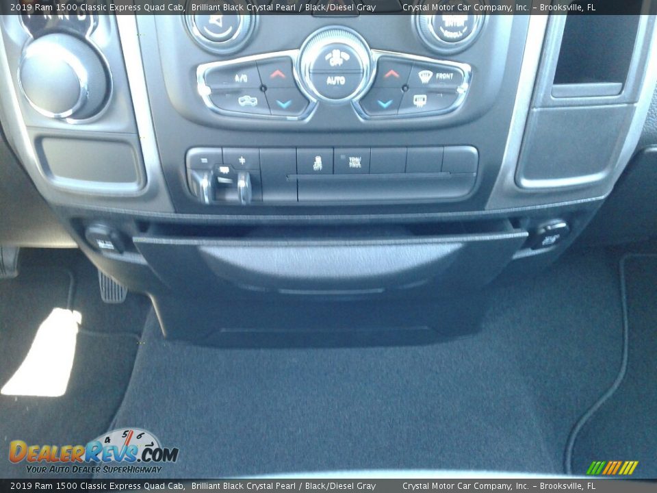 2019 Ram 1500 Classic Express Quad Cab Brilliant Black Crystal Pearl / Black/Diesel Gray Photo #16