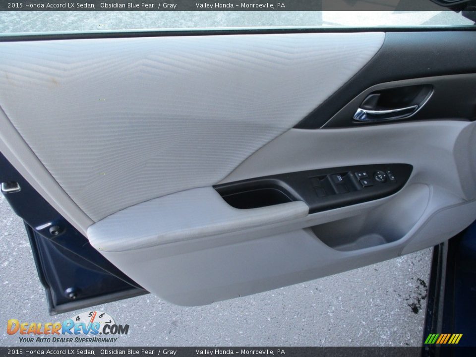 2015 Honda Accord LX Sedan Obsidian Blue Pearl / Gray Photo #9