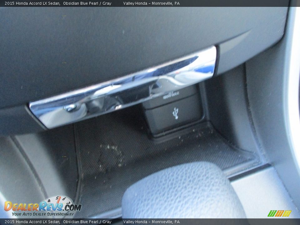 2015 Honda Accord LX Sedan Obsidian Blue Pearl / Gray Photo #18