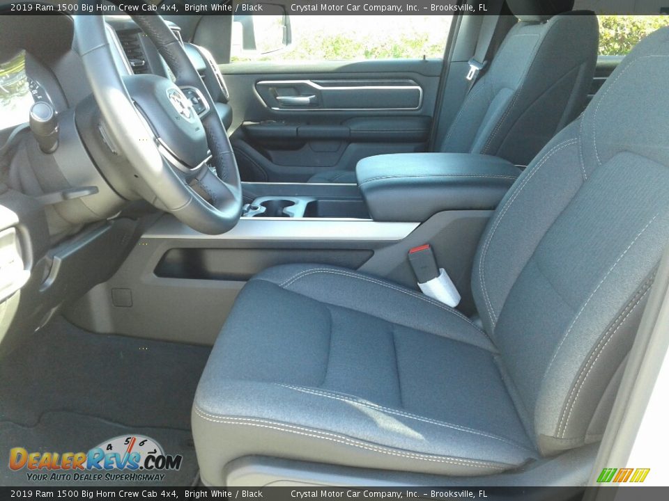 2019 Ram 1500 Big Horn Crew Cab 4x4 Bright White / Black Photo #9