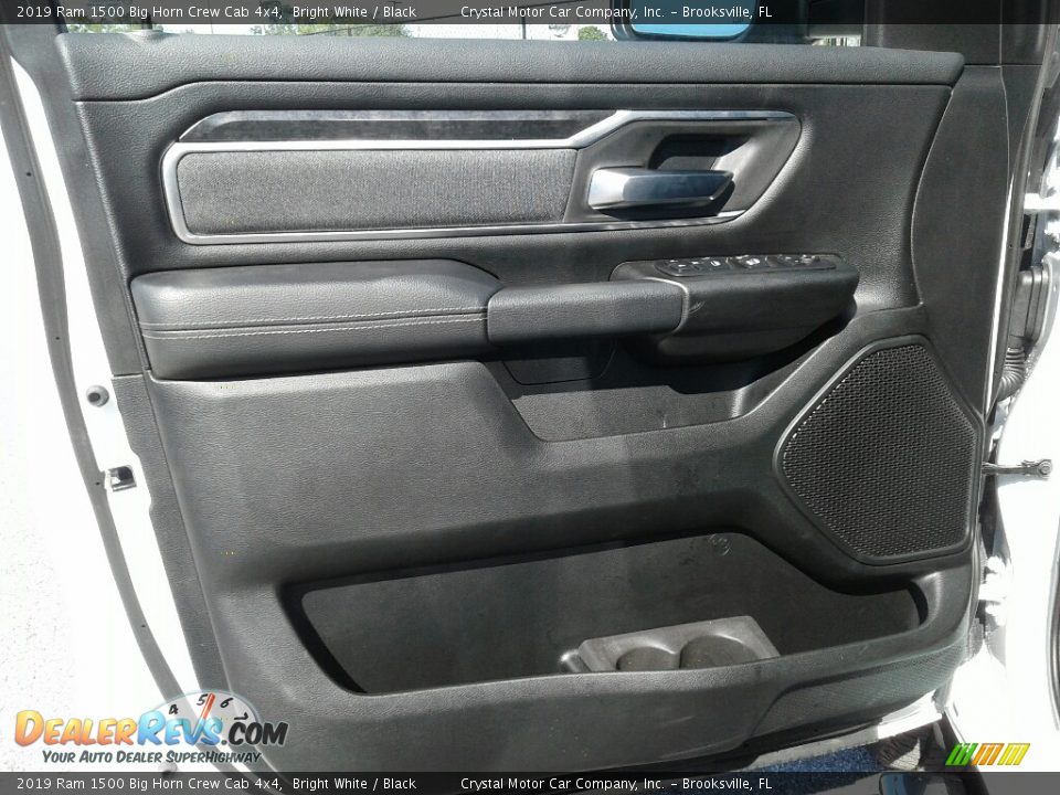 2019 Ram 1500 Big Horn Crew Cab 4x4 Bright White / Black Photo #17