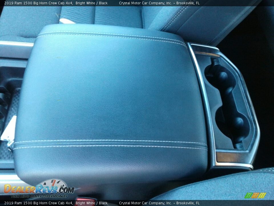 2019 Ram 1500 Big Horn Crew Cab 4x4 Bright White / Black Photo #18