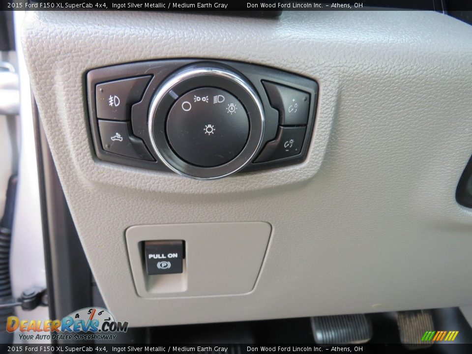 2015 Ford F150 XL SuperCab 4x4 Ingot Silver Metallic / Medium Earth Gray Photo #17
