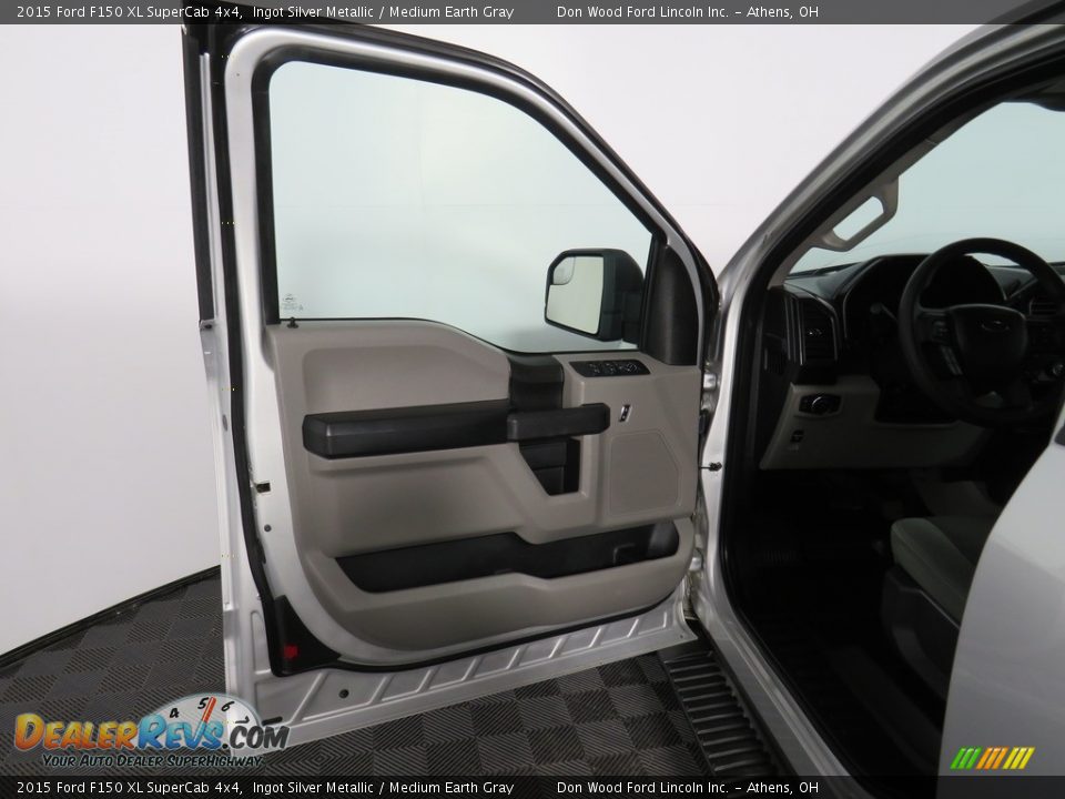 2015 Ford F150 XL SuperCab 4x4 Ingot Silver Metallic / Medium Earth Gray Photo #26