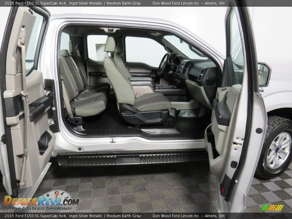 2015 Ford F150 XL SuperCab 4x4 Ingot Silver Metallic / Medium Earth Gray Photo #33