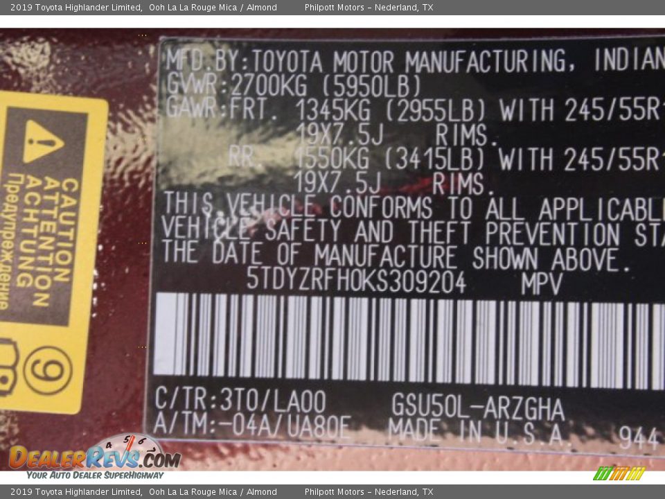 2019 Toyota Highlander Limited Ooh La La Rouge Mica / Almond Photo #24