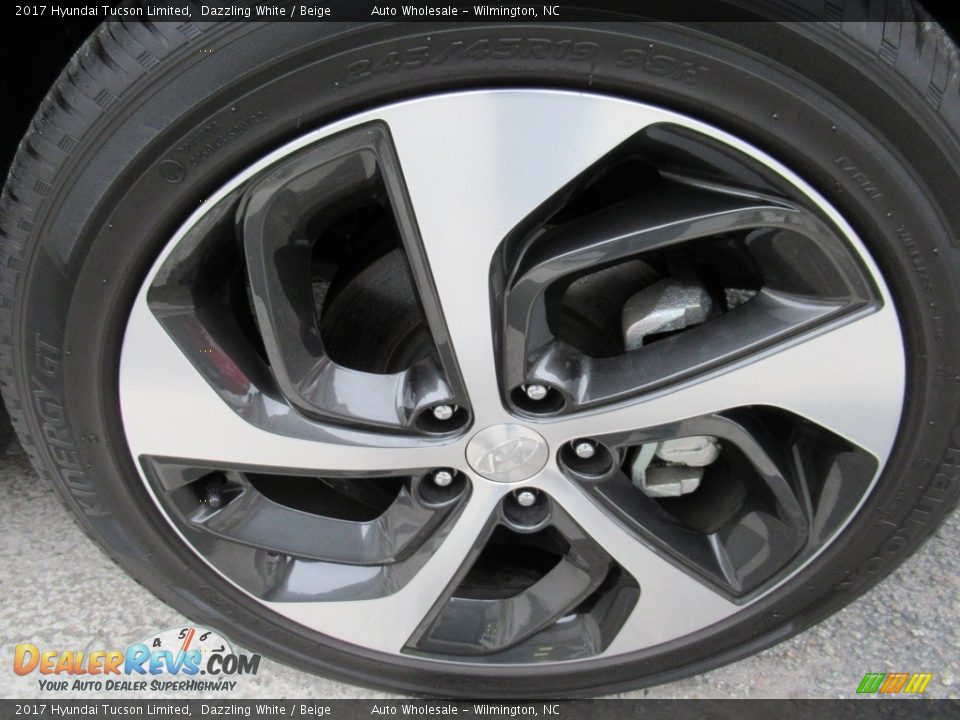 2017 Hyundai Tucson Limited Dazzling White / Beige Photo #7