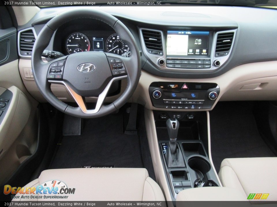 2017 Hyundai Tucson Limited Dazzling White / Beige Photo #14