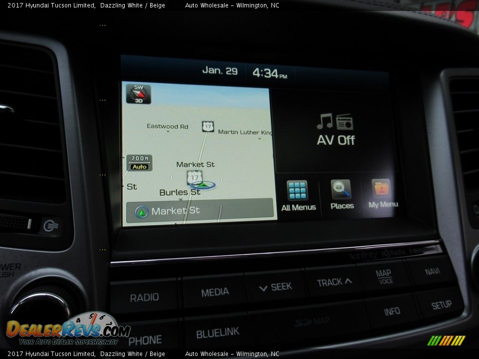 2017 Hyundai Tucson Limited Dazzling White / Beige Photo #16