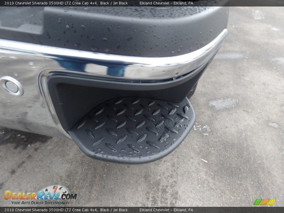 2019 Chevrolet Silverado 3500HD LTZ Crew Cab 4x4 Black / Jet Black Photo #11