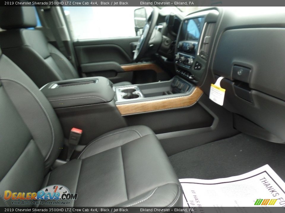2019 Chevrolet Silverado 3500HD LTZ Crew Cab 4x4 Black / Jet Black Photo #18