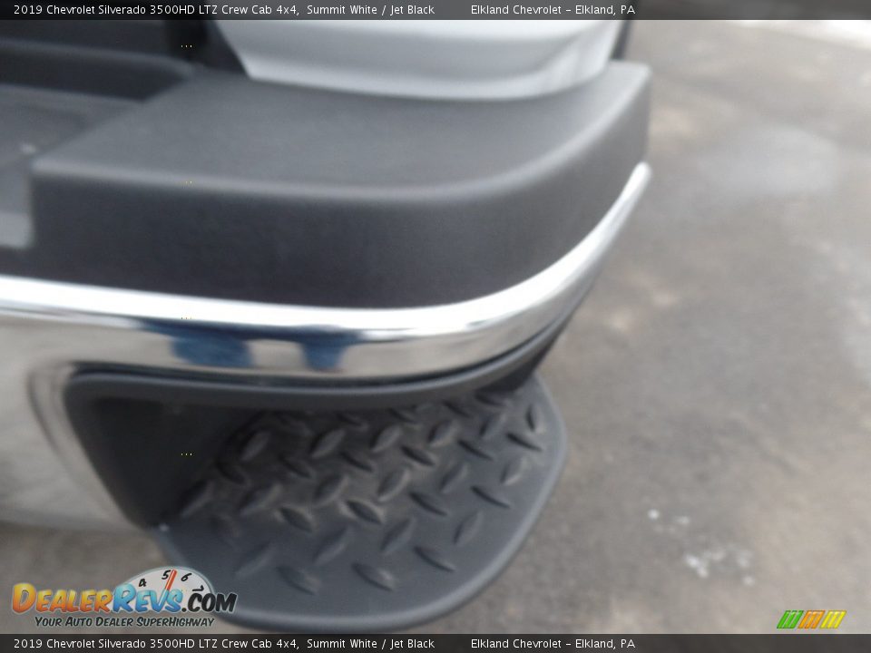2019 Chevrolet Silverado 3500HD LTZ Crew Cab 4x4 Summit White / Jet Black Photo #10