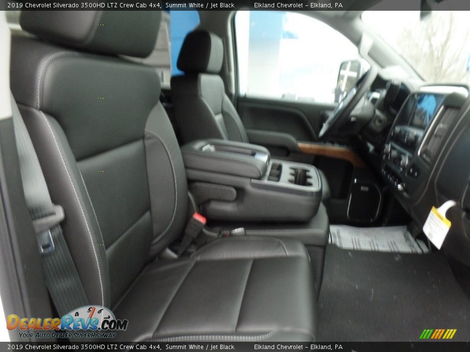 2019 Chevrolet Silverado 3500HD LTZ Crew Cab 4x4 Summit White / Jet Black Photo #17