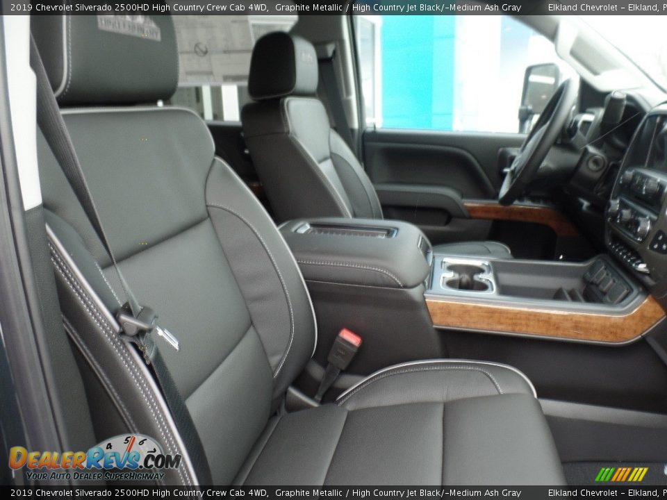 2019 Chevrolet Silverado 2500HD High Country Crew Cab 4WD Graphite Metallic / High Country Jet Black/­Medium Ash Gray Photo #19