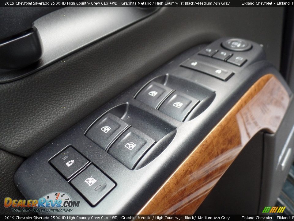 2019 Chevrolet Silverado 2500HD High Country Crew Cab 4WD Graphite Metallic / High Country Jet Black/­Medium Ash Gray Photo #27