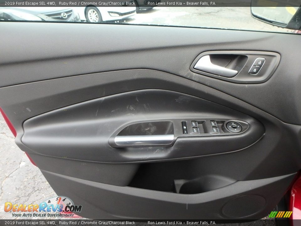 2019 Ford Escape SEL 4WD Ruby Red / Chromite Gray/Charcoal Black Photo #14