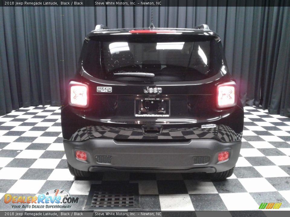 2018 Jeep Renegade Latitude Black / Black Photo #7