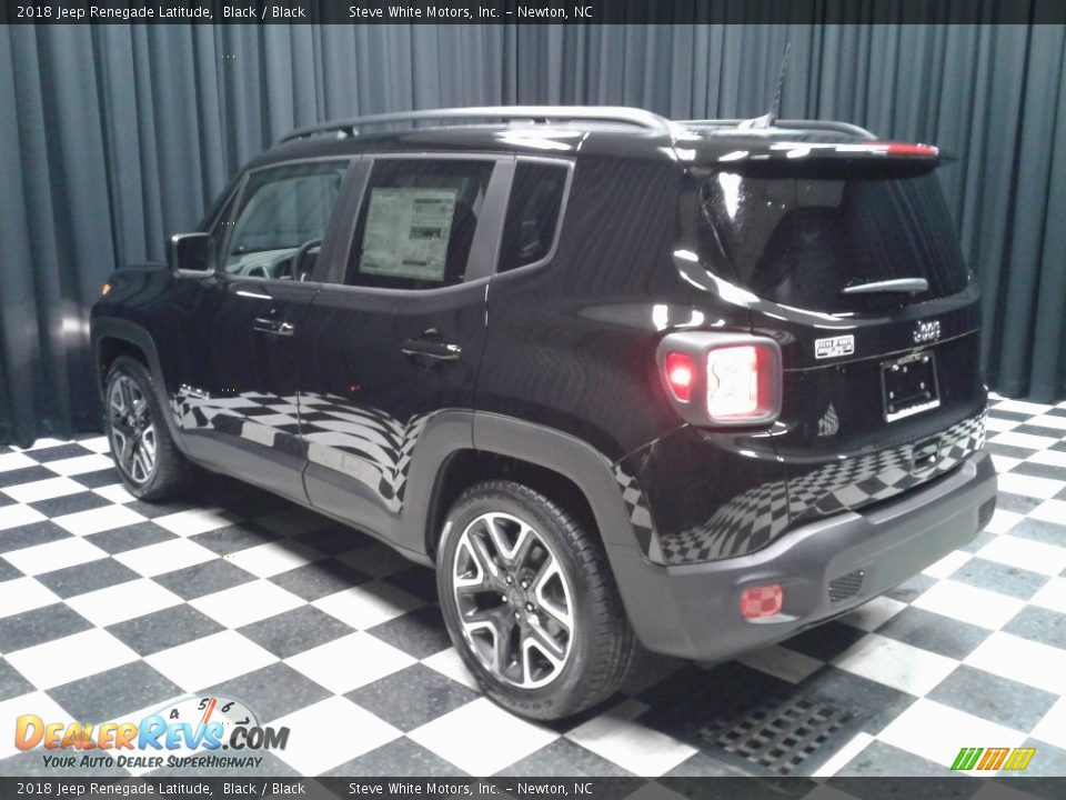 2018 Jeep Renegade Latitude Black / Black Photo #8