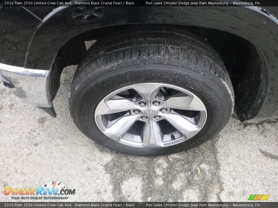 2019 Ram 1500 Limited Crew Cab 4x4 Diamond Black Crystal Pearl / Black Photo #2