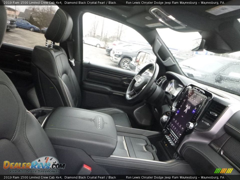 2019 Ram 1500 Limited Crew Cab 4x4 Diamond Black Crystal Pearl / Black Photo #10