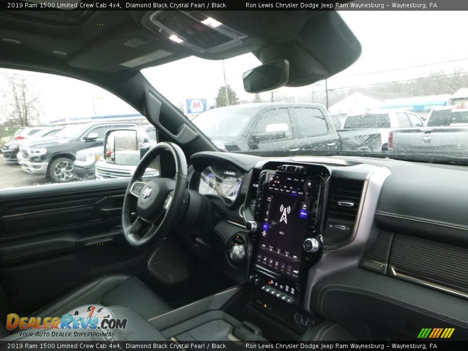 2019 Ram 1500 Limited Crew Cab 4x4 Diamond Black Crystal Pearl / Black Photo #11