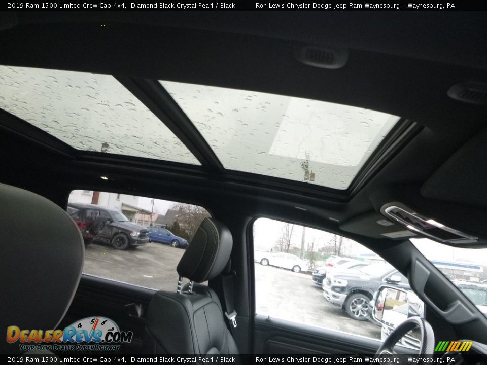 2019 Ram 1500 Limited Crew Cab 4x4 Diamond Black Crystal Pearl / Black Photo #12