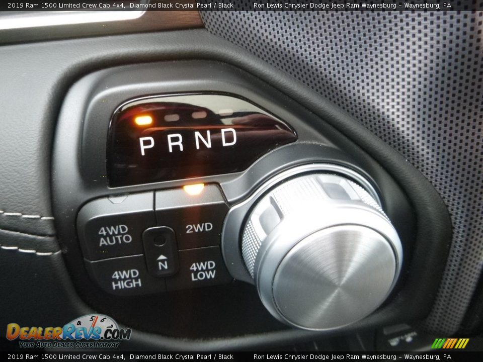 2019 Ram 1500 Limited Crew Cab 4x4 Diamond Black Crystal Pearl / Black Photo #20
