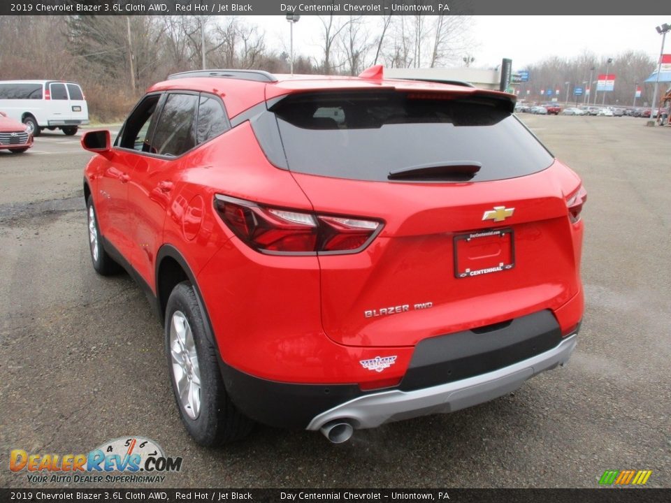 2019 Chevrolet Blazer 3.6L Cloth AWD Red Hot / Jet Black Photo #10