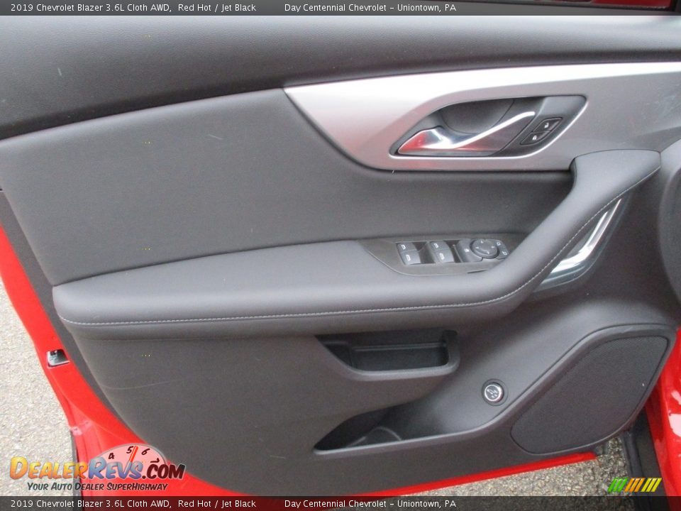 Door Panel of 2019 Chevrolet Blazer 3.6L Cloth AWD Photo #15