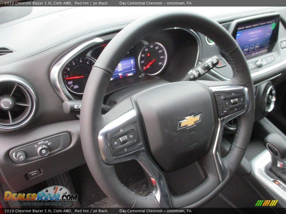 2019 Chevrolet Blazer 3.6L Cloth AWD Red Hot / Jet Black Photo #18