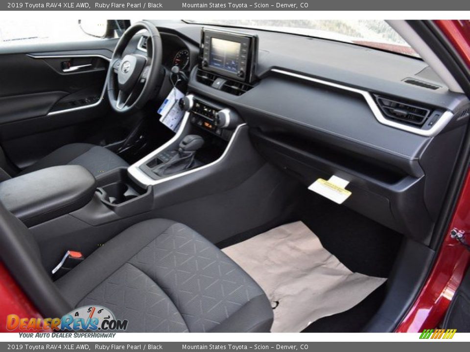 2019 Toyota RAV4 XLE AWD Ruby Flare Pearl / Black Photo #11