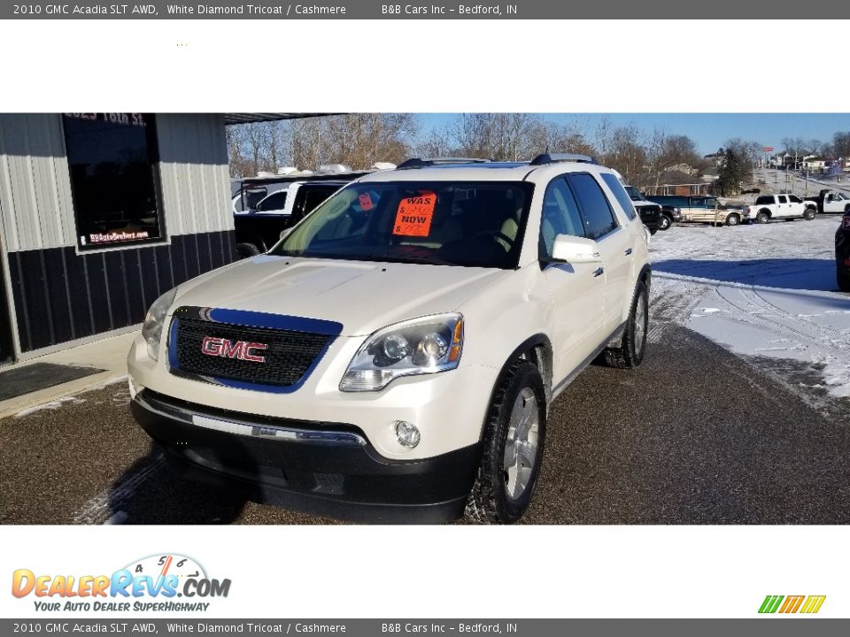 2010 GMC Acadia SLT AWD White Diamond Tricoat / Cashmere Photo #3