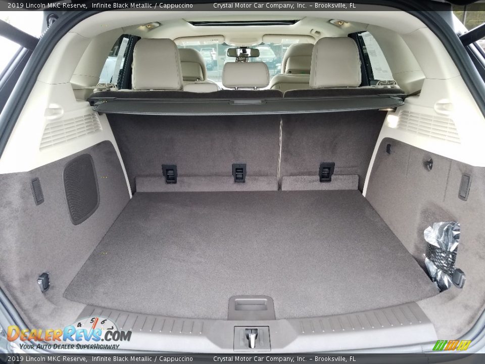 2019 Lincoln MKC Reserve Trunk Photo #19